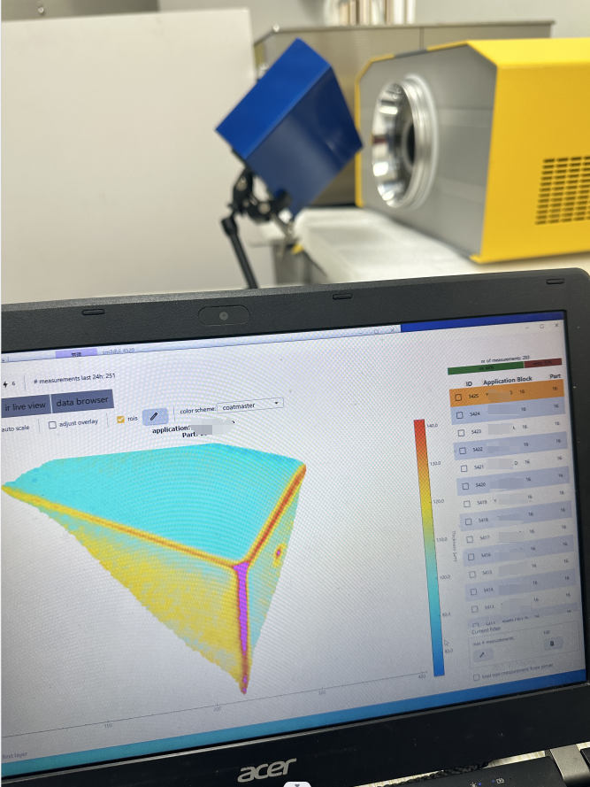使用涂魔师3D非接触整体膜厚成像系统测量电芯绝缘涂层厚度