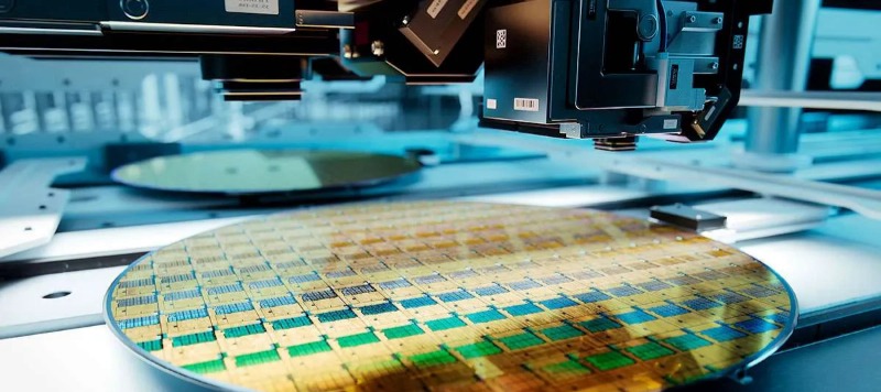 Specim高光谱相机可以检测污染物,精确测量薄膜厚度