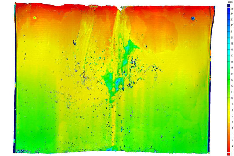 图5断裂壳体厚度3D视图