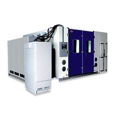 步入式高低温湿热试验室图片