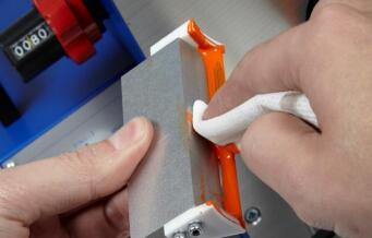 清洗叶片、叶片支架和侧壁