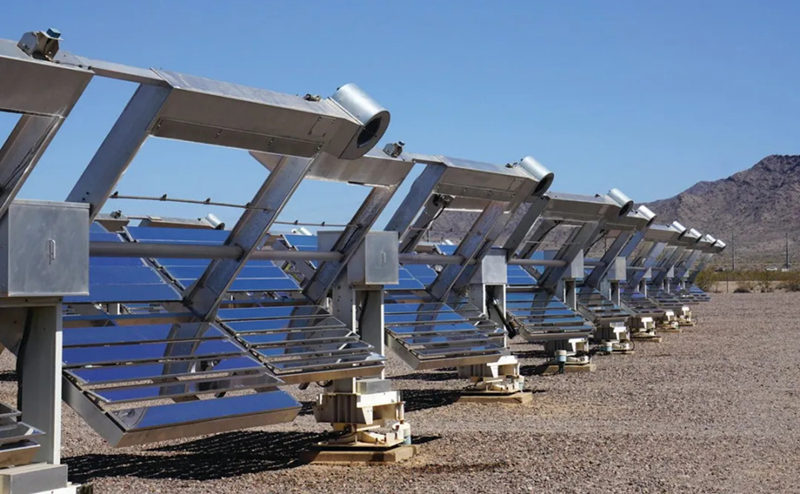 太阳跟踪聚能装置