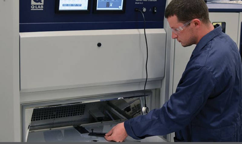 对Q-SUN氙灯老化试验箱进行校准