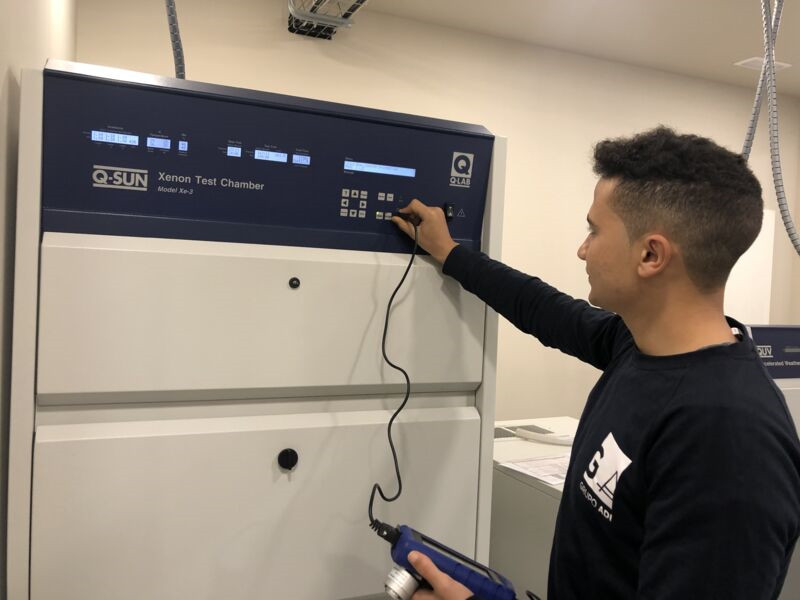 Q-SUN Xe-3人工加速氙灯老化试验箱可以满足ISO 16474-2测试标准要求