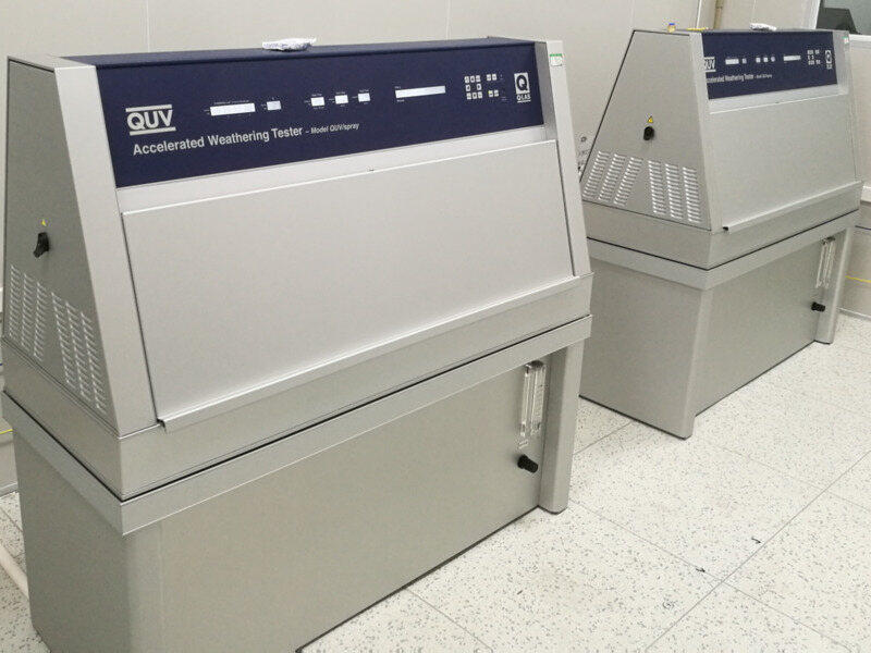 QUV防水卷材紫外光老化箱客户安装现场